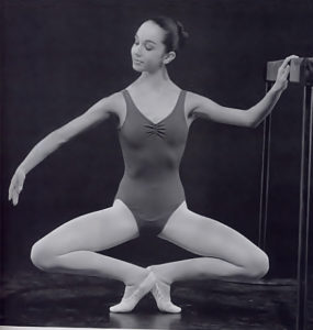 ▷ Plie Ballet : O passo mais importante do Ballet Clássico!